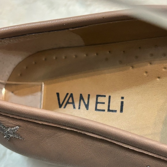 VANELi Nude Tan Leather Buckle Loafers women’s size 8M - Picture 5 of 11